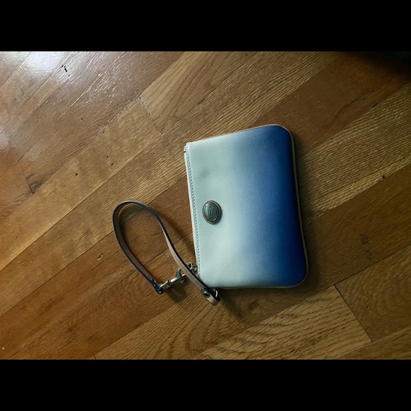 Coach ombré wristlet - Picture 2 of 4